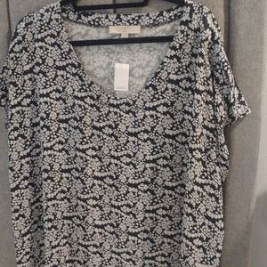 LOFT floral split sleeve media top Size 22